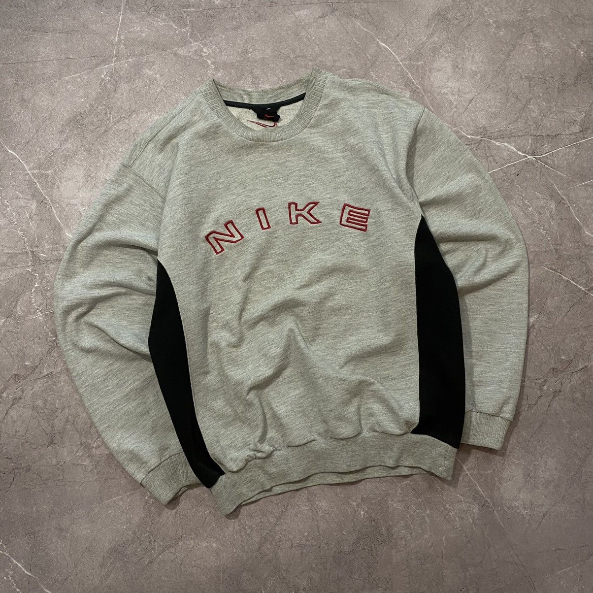 Nike × Vintage VINTAGE NIKE SWEATSHIRT BIG LOGO GREY 90s Size US M / EU 48-50 / 2 - 1 Thumbnail