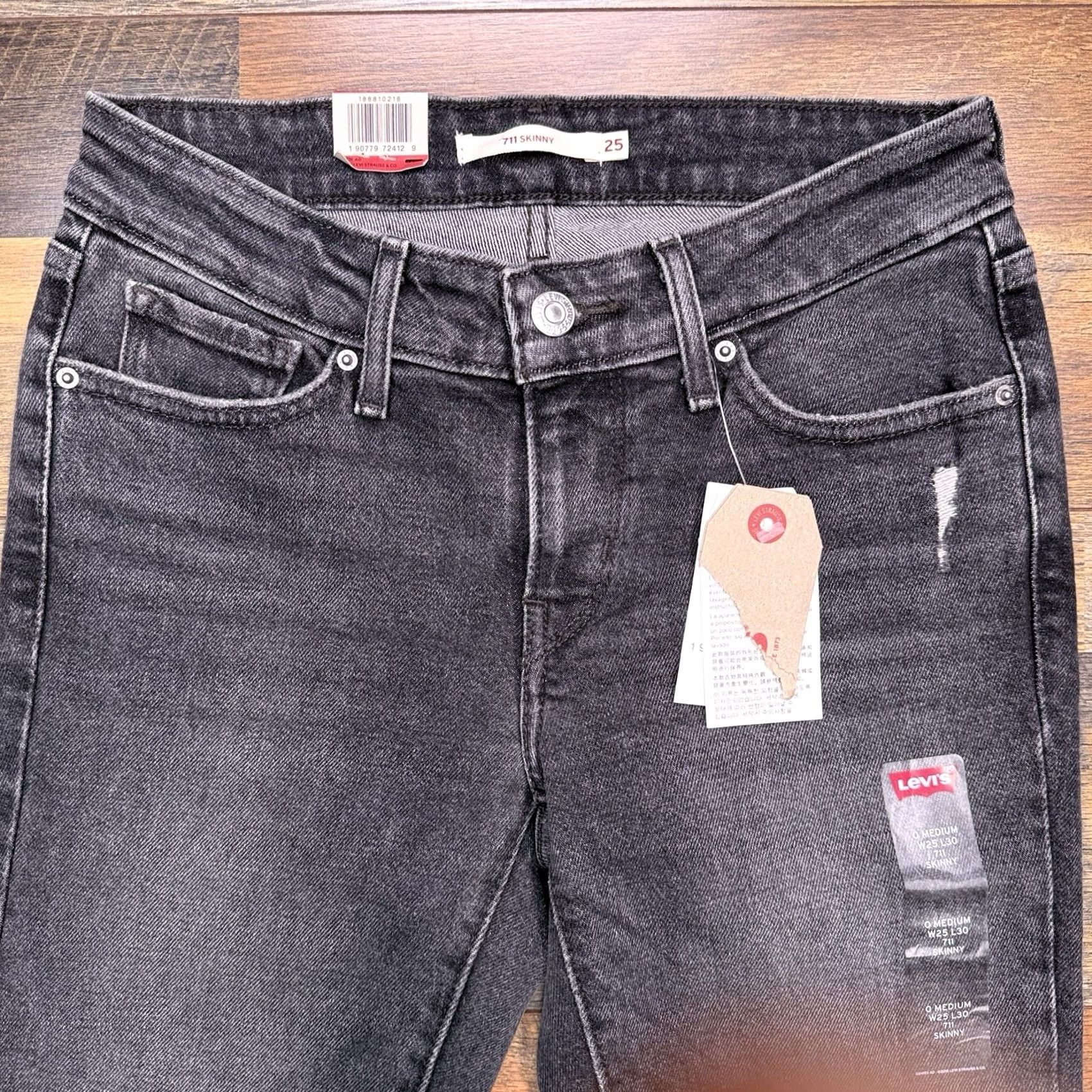Levi's Levi's 711 Skinny Jeans Womens 25 Black Low Rise Stretch 25x30 Denim Cotton Elastane 5-Pocket Zipper Button Regular Waist Inseam 30 New Size 42" / US 20 - 3 Thumbnail