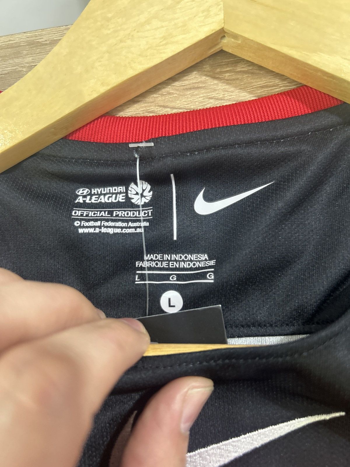 Nike Western Sydney Wanderers Signed Jersey Size US XL / EU 56 / 4 - 7 Thumbnail