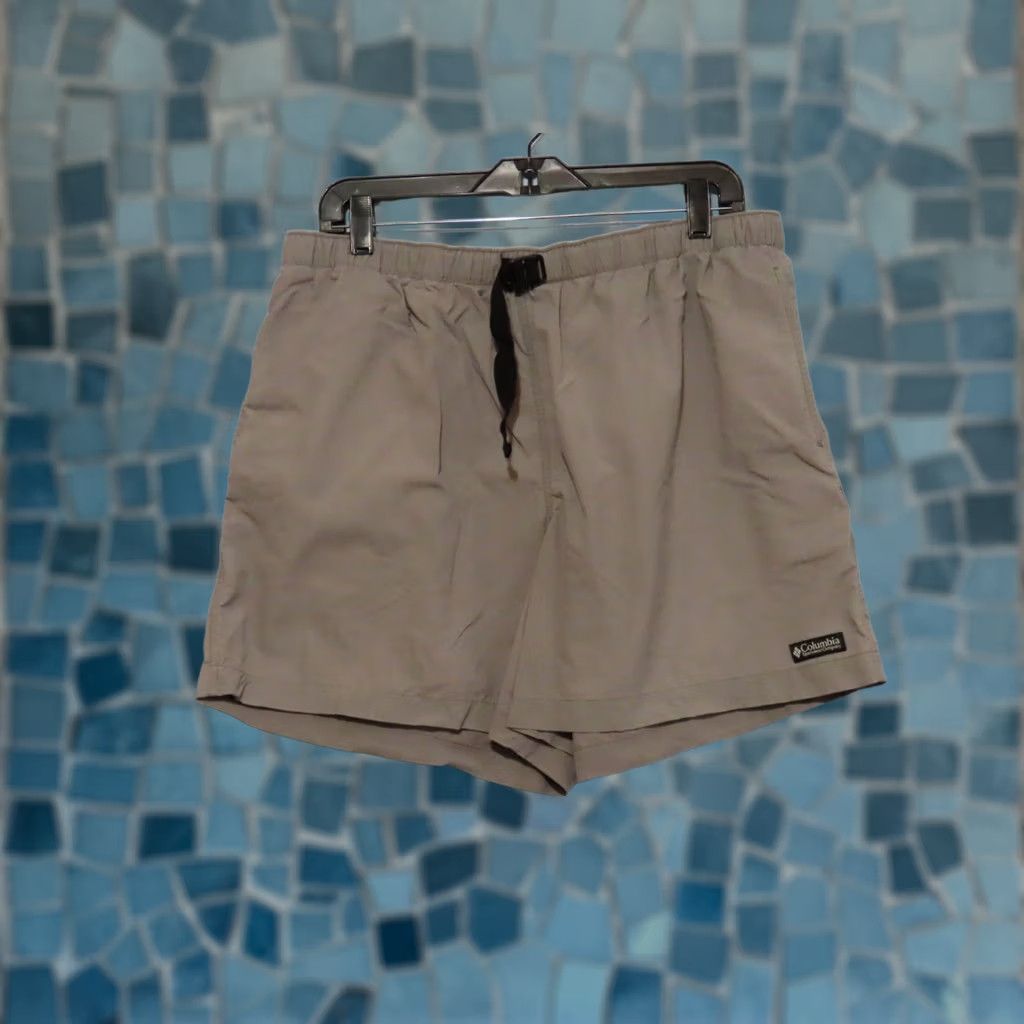 Vintage Columbia Gray Women's XL Sandy River Nylon Shorts w/Belt, Pull On, 4in Inseam, High Rise, Pockets, Drawstring, Outdoor, Travel, Activewear, Casual Size 40" / US 18 - 1 Thumbnail