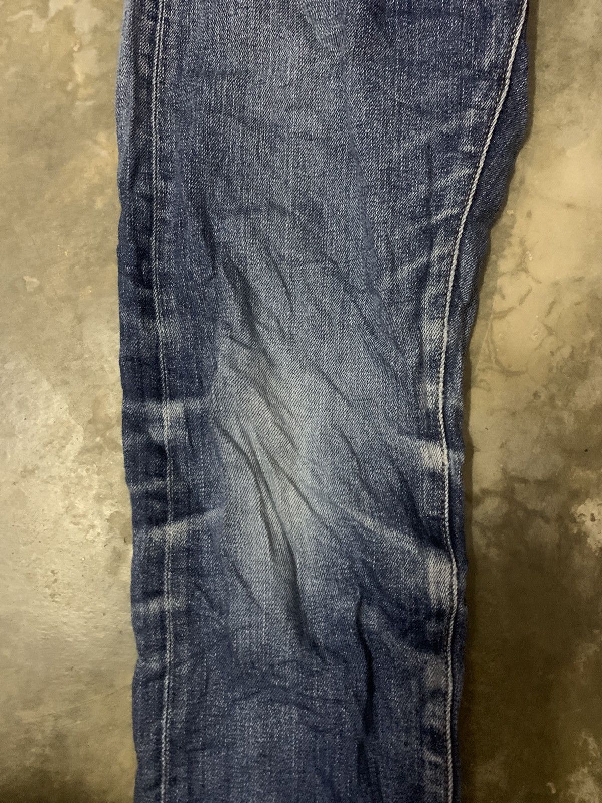 Uniqlo Uniqlo Distressed Flare Denim Jeans Selvedge Size US 32 / EU 48 - 4 Thumbnail