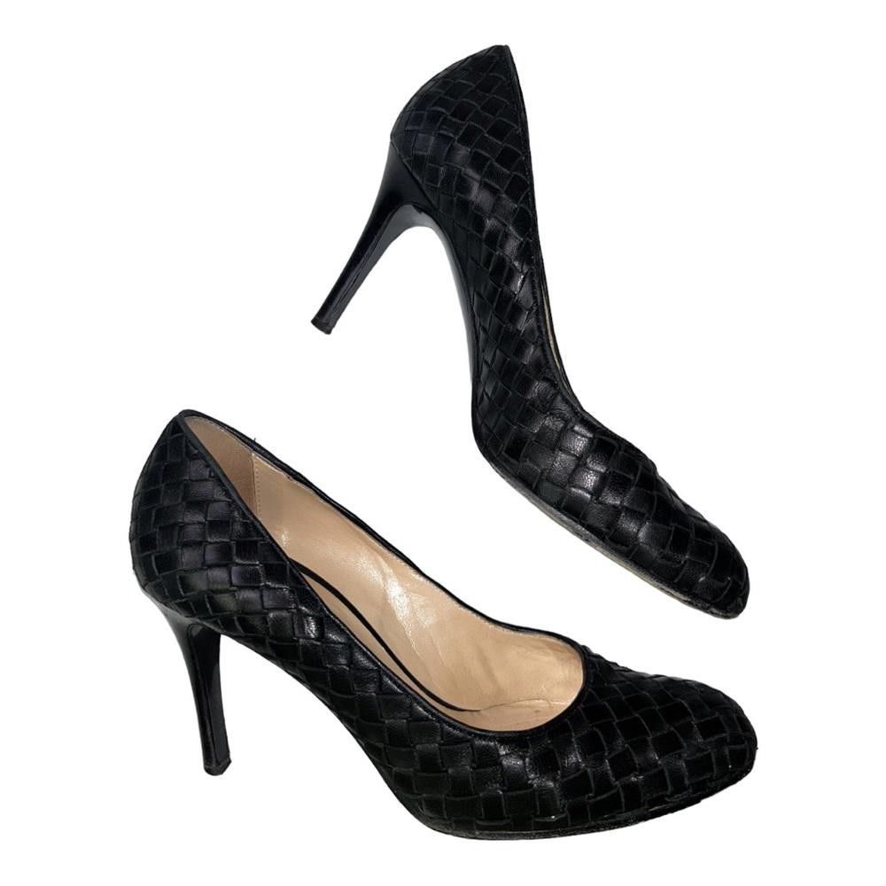 Cole Haan Cole Haan l Black Leather Woven Closed Toe Heels Size 9.5 Size US 9.5 / IT 39.5 - 4 Thumbnail