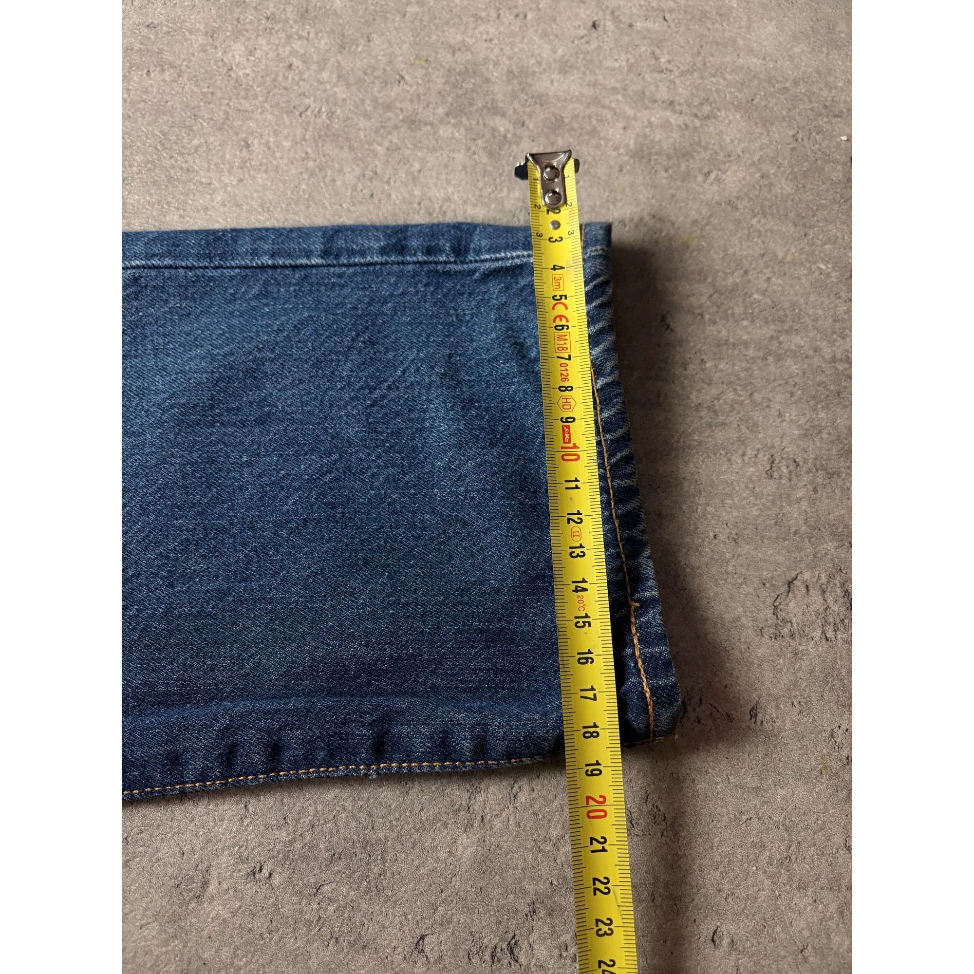Levi's Authentic Levi's 501 Original Jeans - Size W30 L30 - Vintage Size US 30 / EU 46 - 8 Thumbnail
