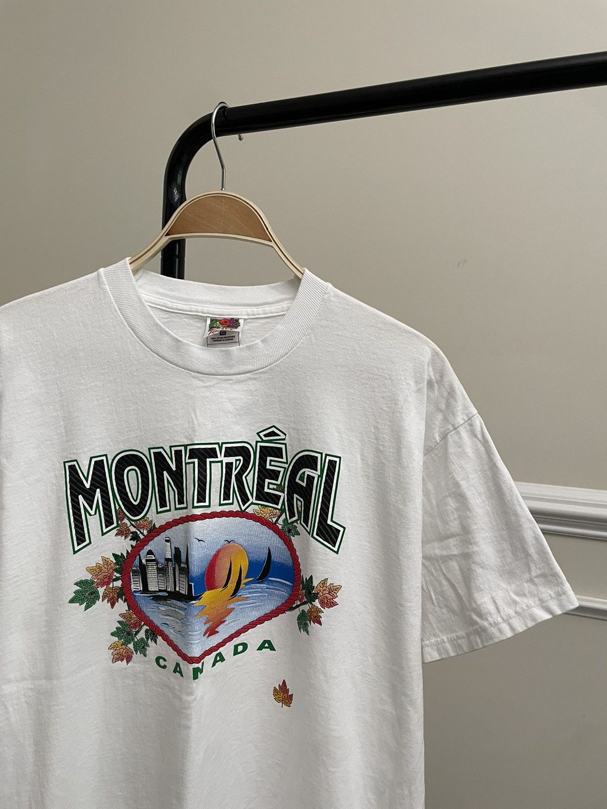 Vintage Vintage Y2K Canada Graphic Tee Nature Unsoundrags Hanes Size US XL / EU 56 / 4 - 1 Thumbnail