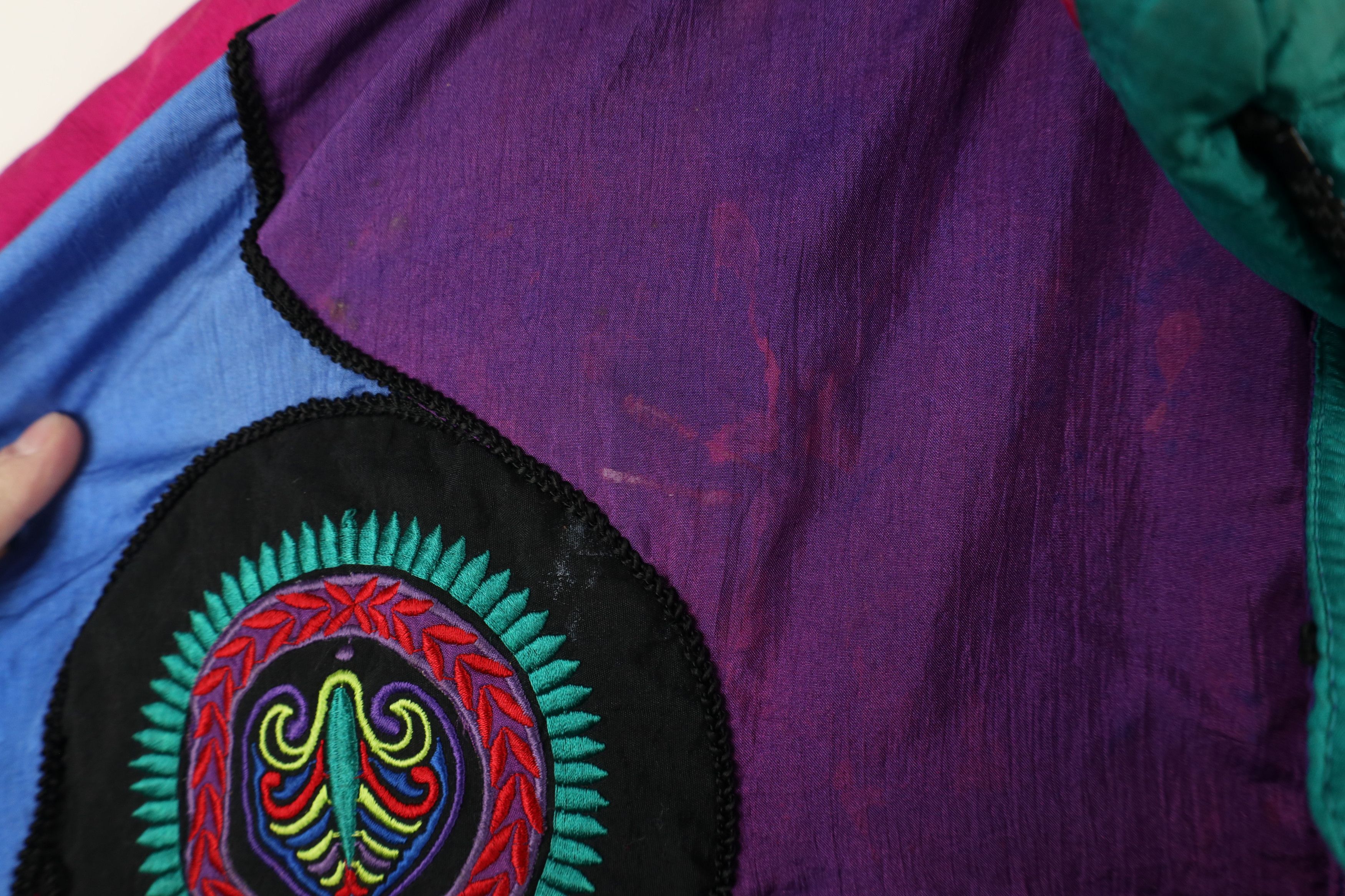 Vintage Vintage 90s Streetwear Abstract Rainbow Puffer Jacket Size L / US 10 / IT 46 - 4 Thumbnail