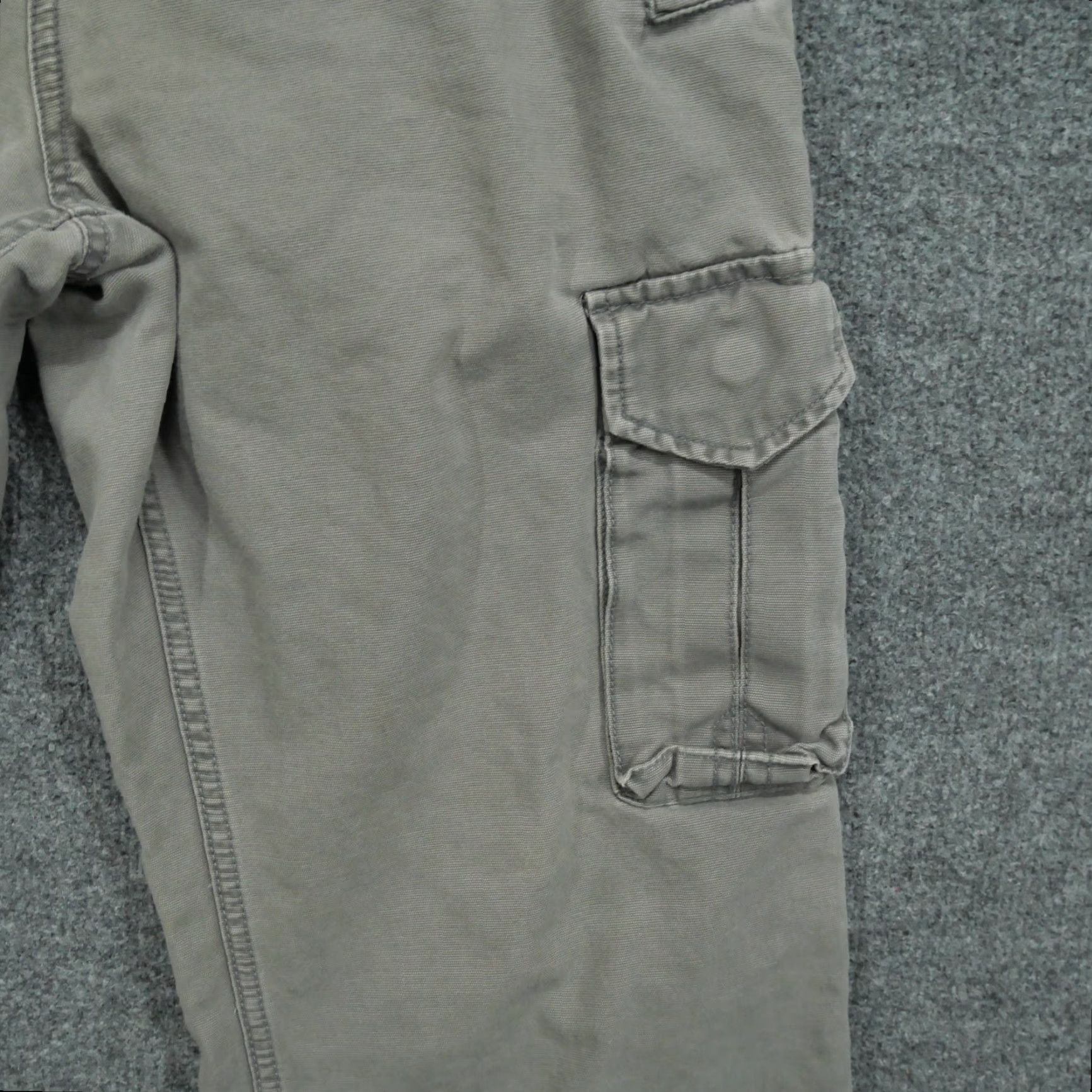 Old Navy Old Navy Mens Pants 33x30 Grey Cargo Wide Leg Size US 34 / EU 50 - 4 Thumbnail