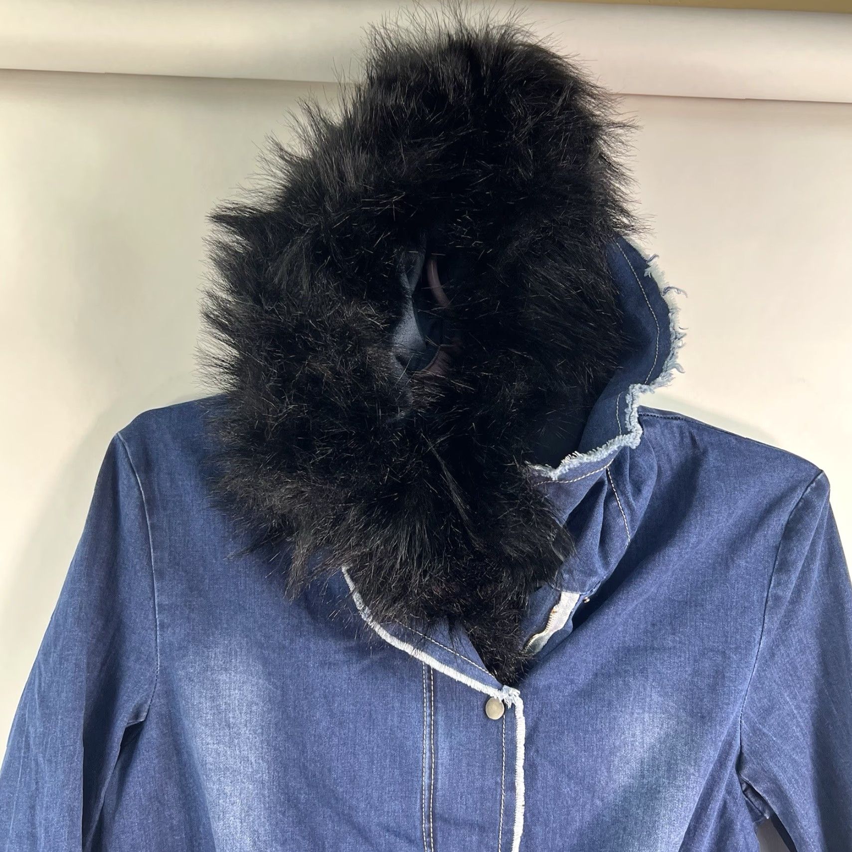 Denime La Coalition Denim Step Button Faux Fur Jacket Women’s Size M Blue 90s Retro Classic Size M / US 6-8 / IT 42-44 - 4 Thumbnail