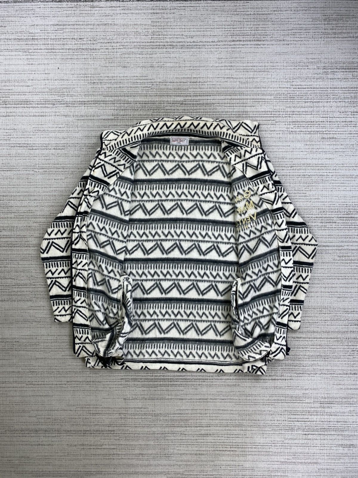 GianMarco Venturi × Japanese Brand × Vintage Vintage 90s Gian Marco Venturi Aztec Fleece Zip-Up Jacket Size US M / EU 48-50 / 2 - 5 Thumbnail