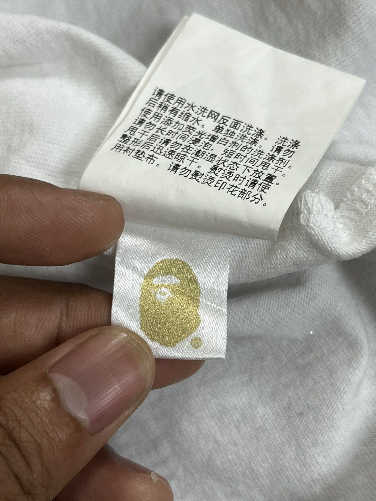 Bape BAPE White Reflective Graphic Tank Top Size US L / EU 52-54 / 3 - 11 Thumbnail