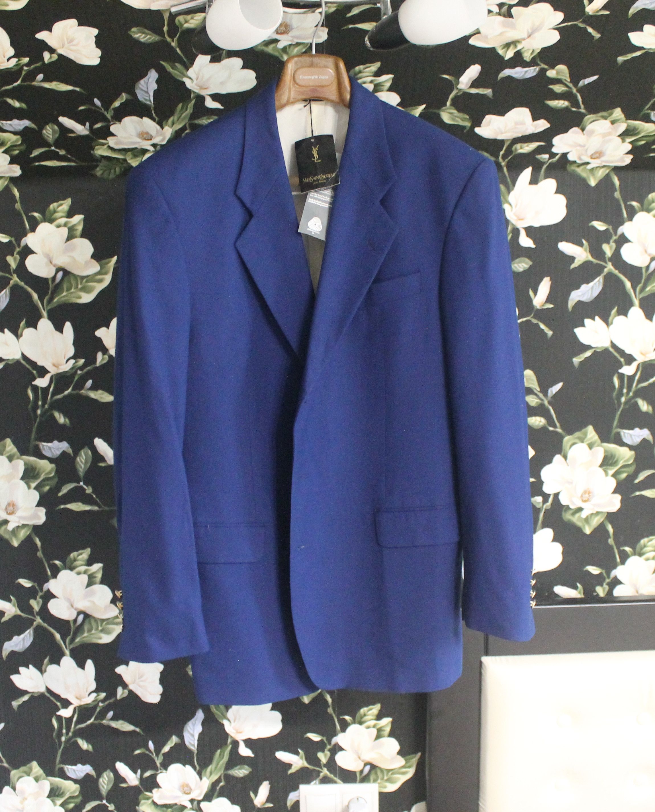 Vintage × Yves Saint Laurent Vintage Yves Saint Laurent New Navy Blazer Size 50R - 2 Thumbnail