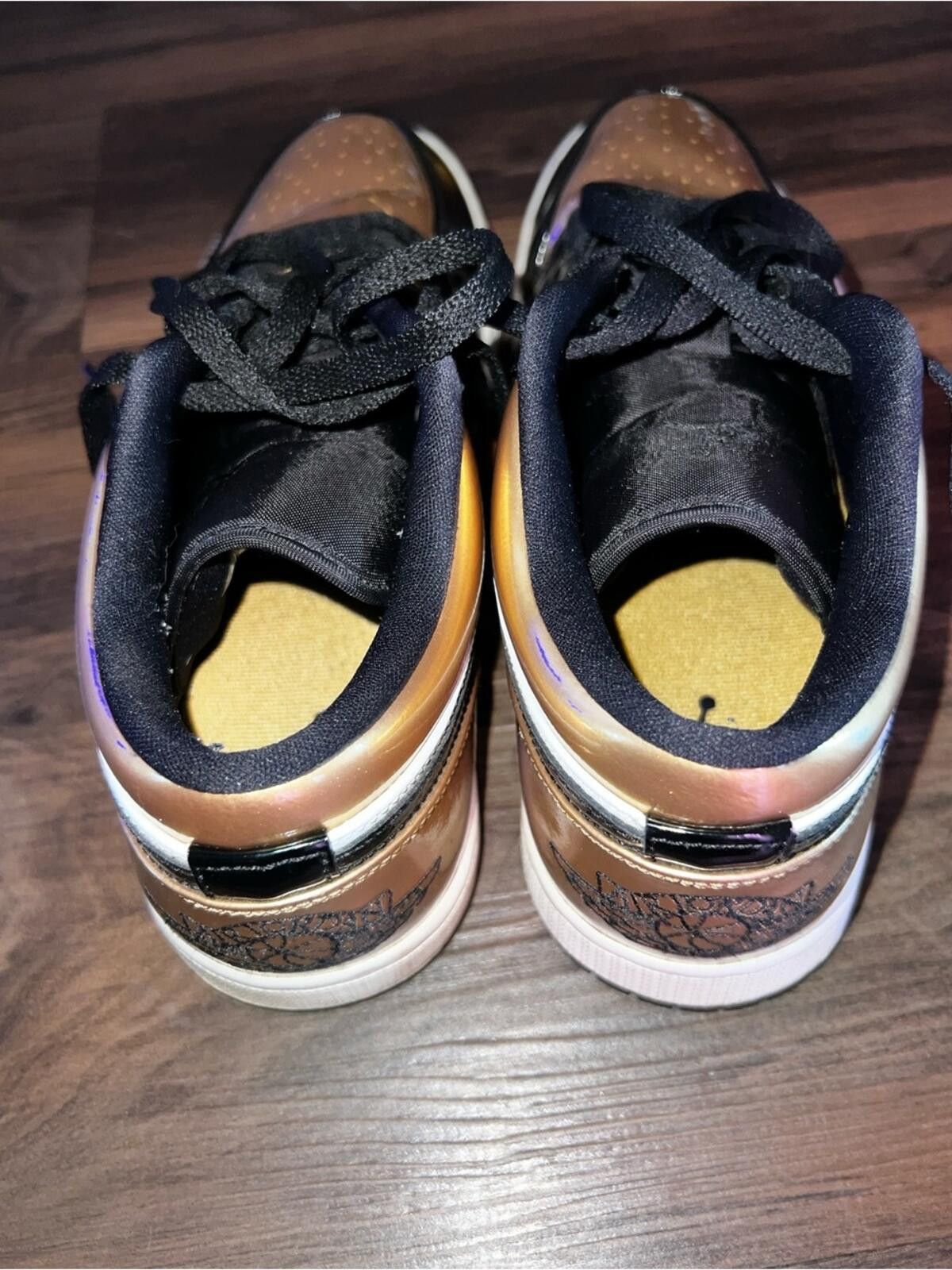 Nike Air Jordan 1 Low “Black Gold Toe” Patent Leather Men’s 10 Size US 10 / EU 43 - 4 Thumbnail