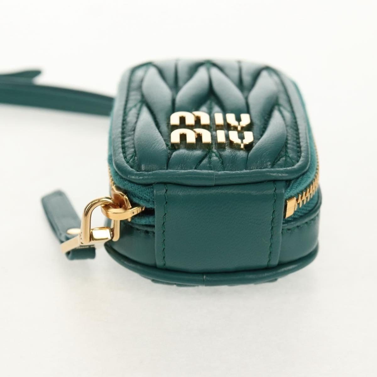 Miu Miu Miu Miu Matelasse Leather Pouch Green Size ONE SIZE - 11 Thumbnail