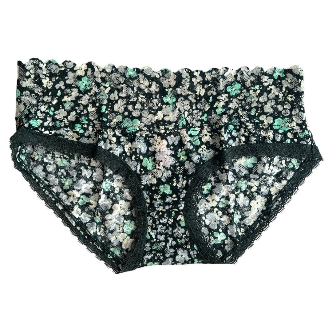 Victoria's Secret Lot 3 Victoria's Secret Floral Lace Hip hugger Panty, XS Size ONE SIZE - 3 Thumbnail