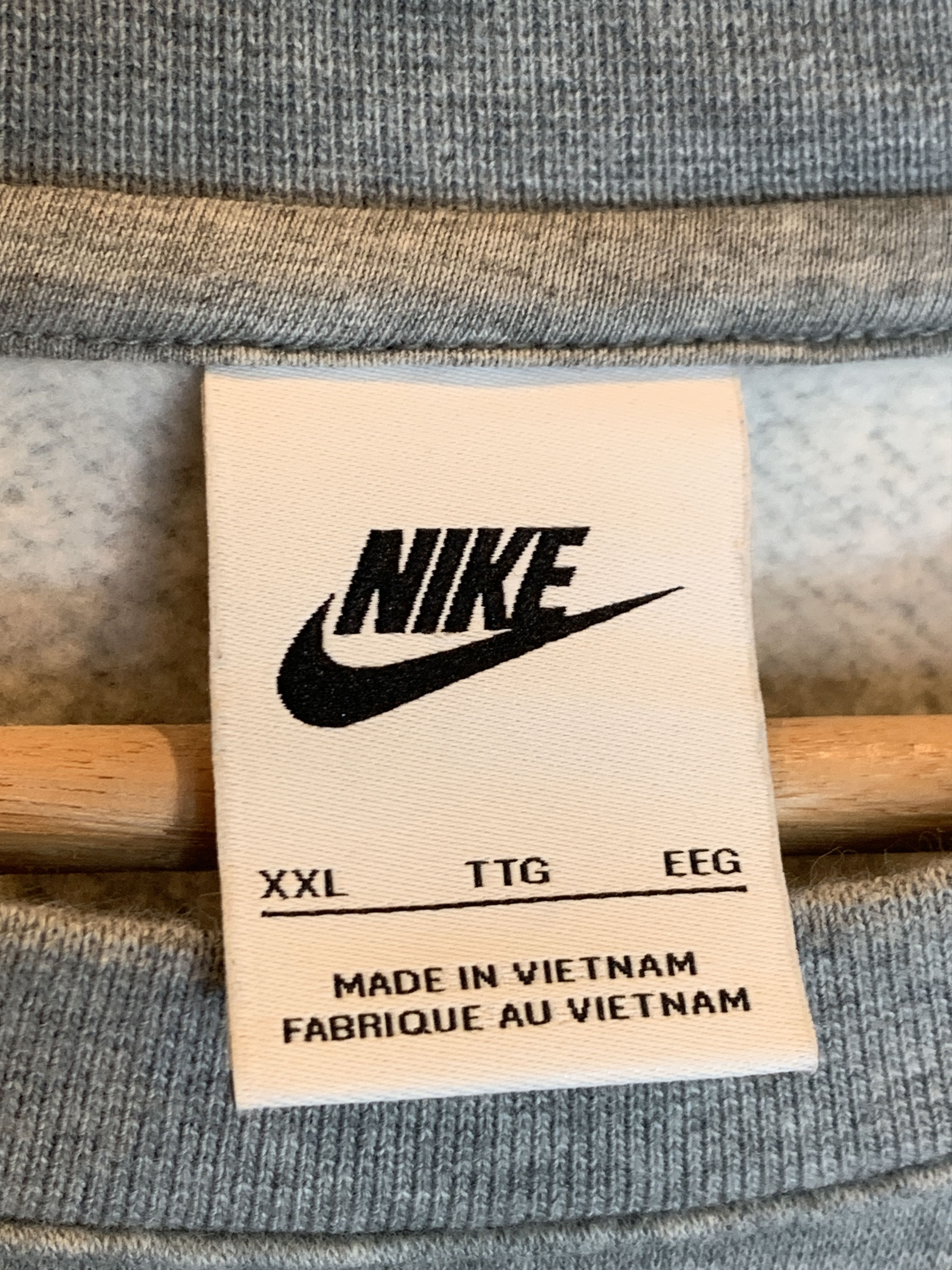 Nike *RARE* Nike Tiger Logo Rip Through Crewneck Sweatshirt - XXL Size US XXL / EU 58 / 5 - 8 Thumbnail