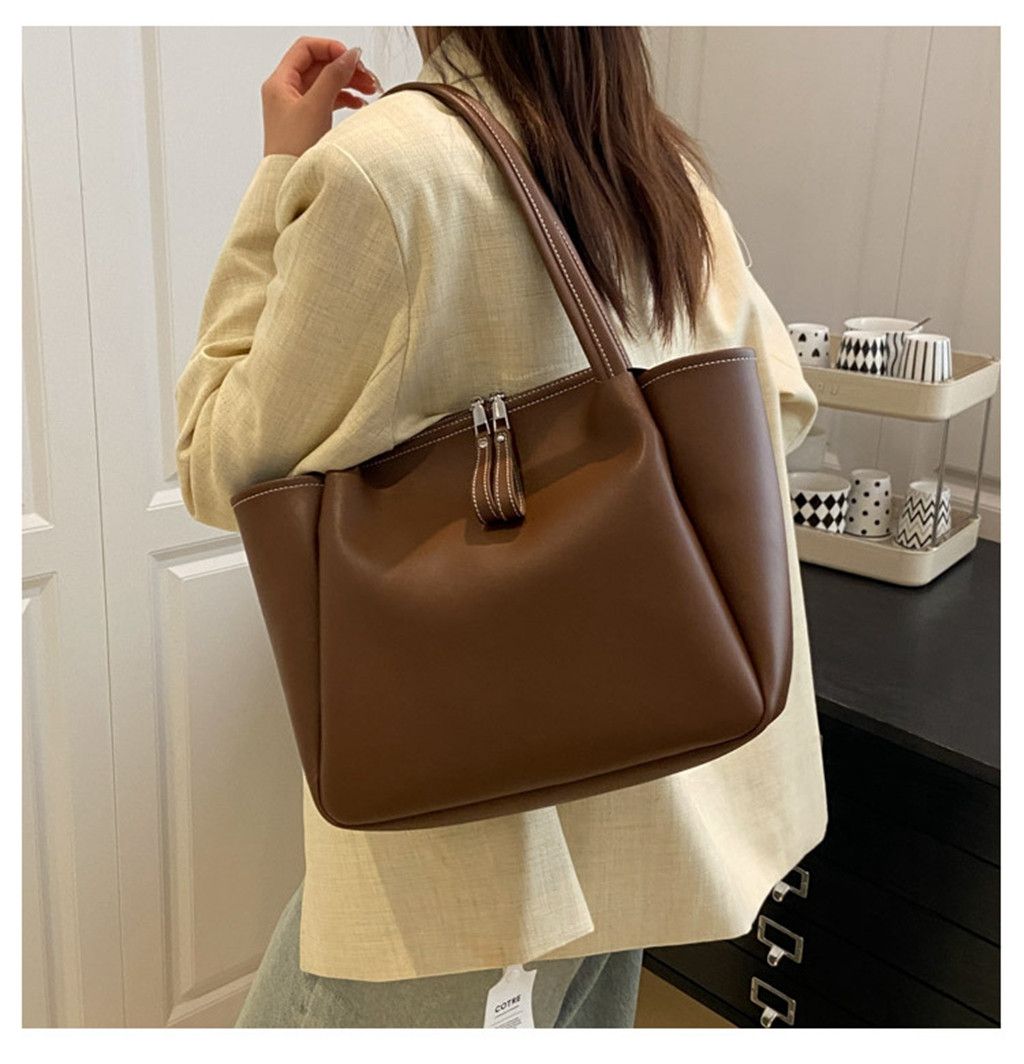 Japanese Brand Large capacity handbag Size ONE SIZE - 4 Thumbnail