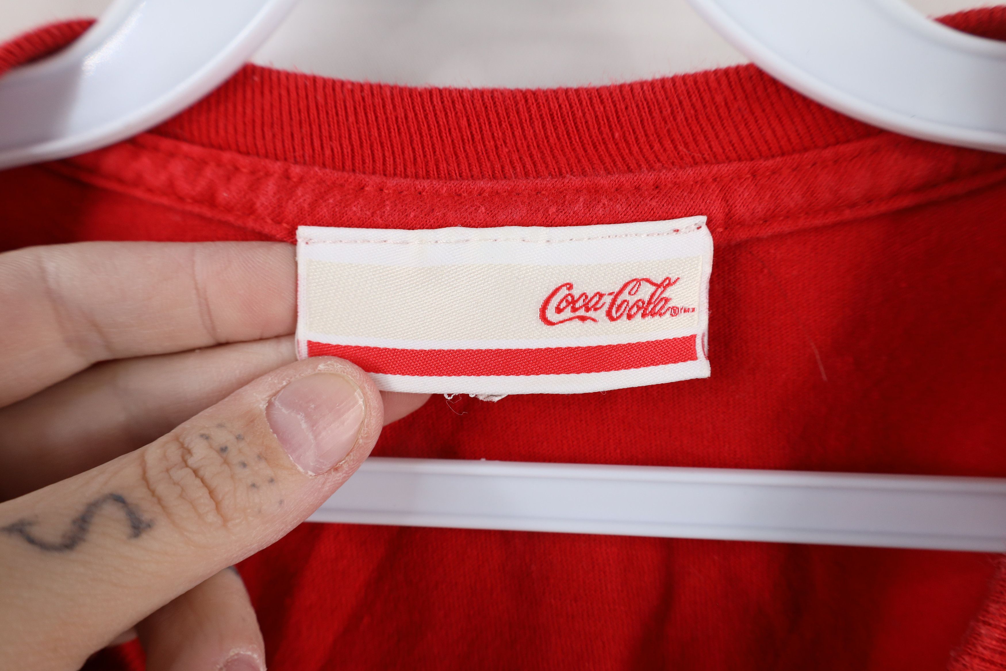 Coca Cola × Vintage Vintage Coca Cola Spell Out Glass Bottle T-Shirt Red Cotton Size US XXL / EU 58 / 5 - 5 Thumbnail