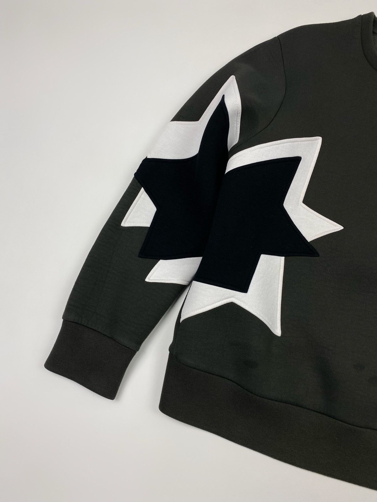 Neil Barrett Neil Barrett Patchwork Star Sweatshirt Size US XS / EU 42 / 0 - 3 Thumbnail