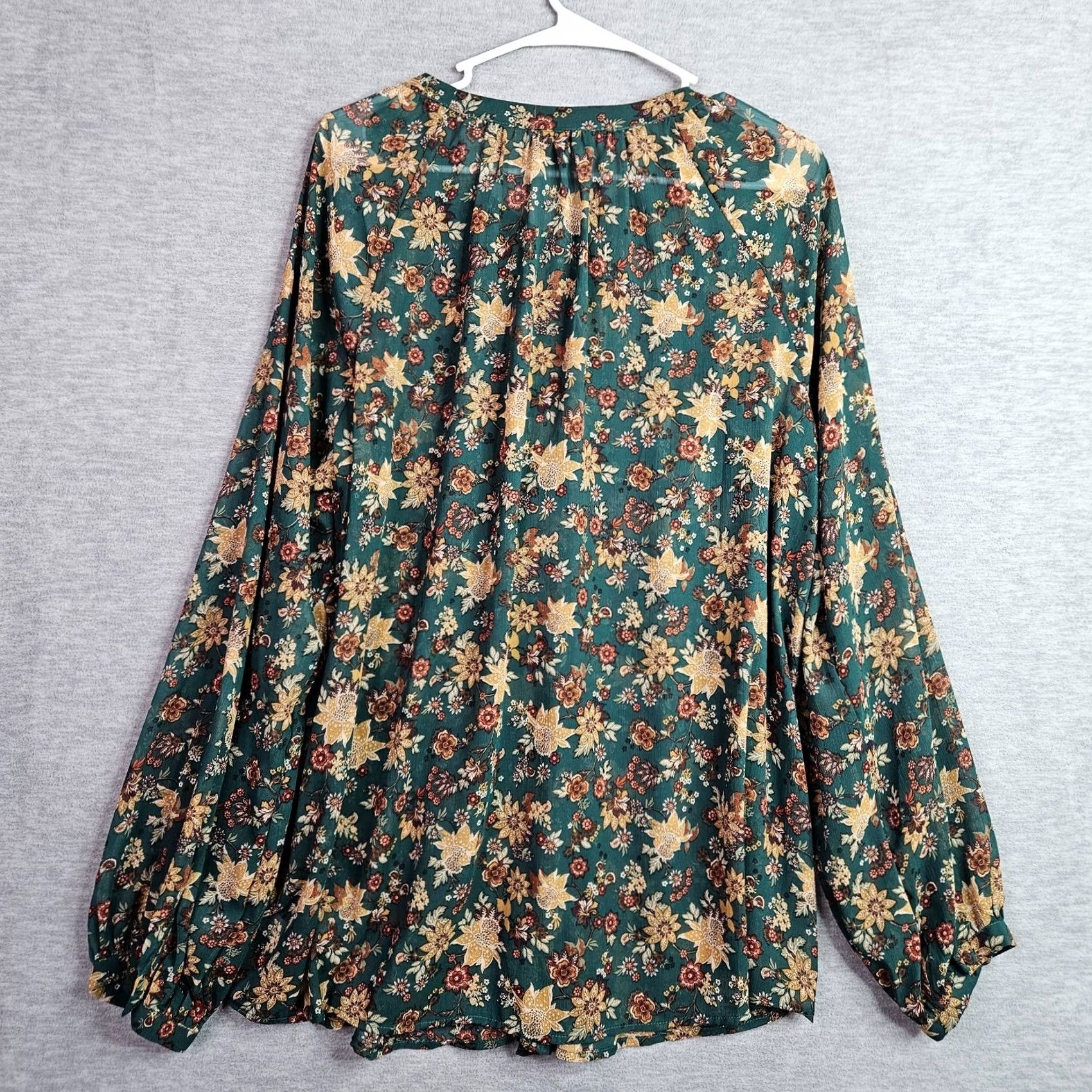 Torrid Torrid Blouse Top 2X Green Floral Chiffon Tie Front Peasant Shirt Womens Casual All Seasons Size XXL / US 16-18 / IT 52-54 - 2 Thumbnail