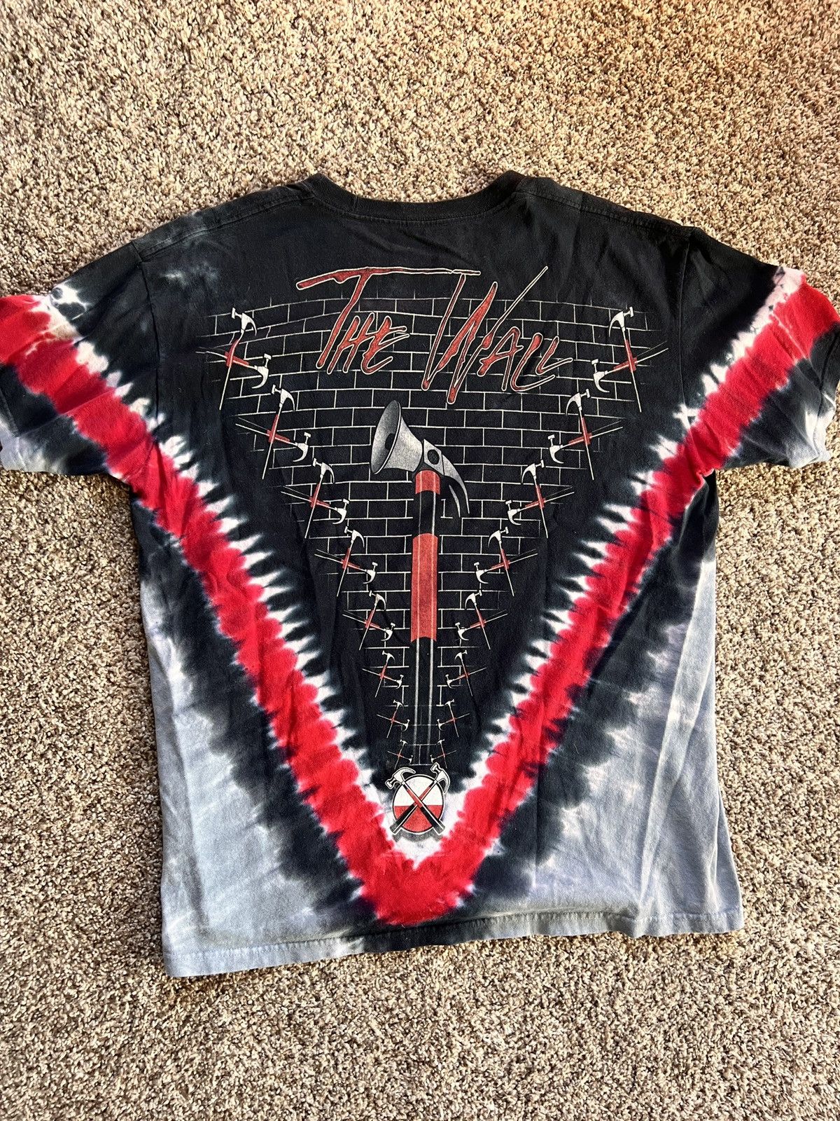 Pink Floyd Pink Floyd “The Wall” Tie Dye Tee Size US L / EU 52-54 / 3 - 3 Thumbnail