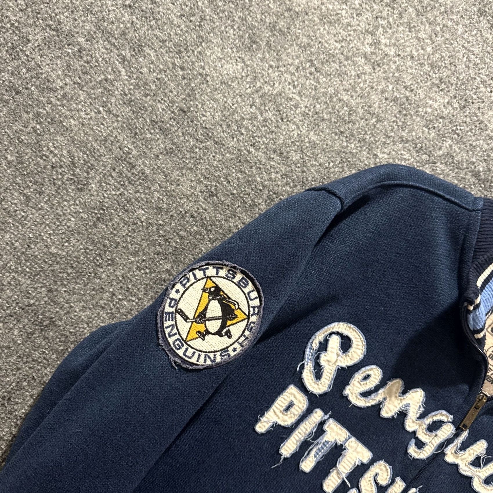 NHL Pittsburgh Penguins Jacket Men’s L Blue NHL Hockey Full Zip CCM Throwback Size US L / EU 52-54 / 3 - 2 Thumbnail