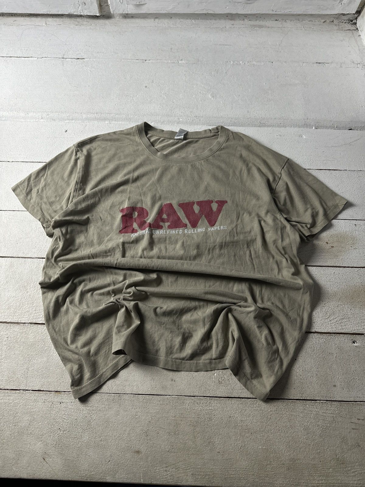 Other 🚨 RAW ROLLING PAPER SHORT SLEEVE T SHIRT RARE RASTA GANGSTA Size US XL / EU 56 / 4 - 1 Thumbnail