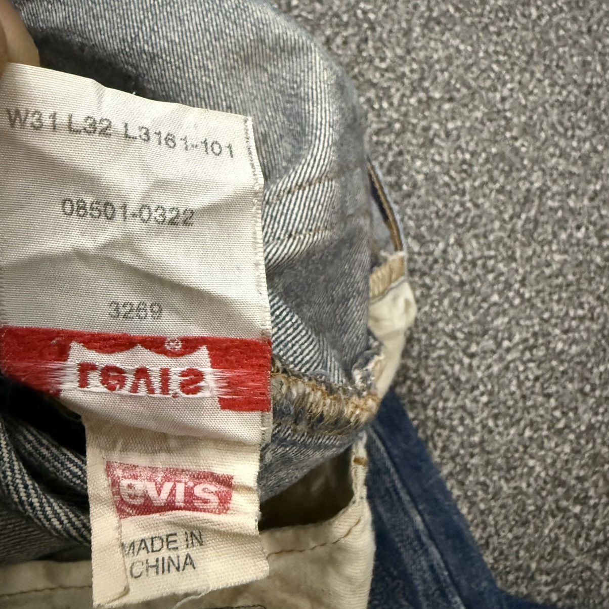 Levi's Vintage Clothing 🔥 Vintage Distressed Y2K Levis 501 Straight Denim Size US 31 - 17 Thumbnail