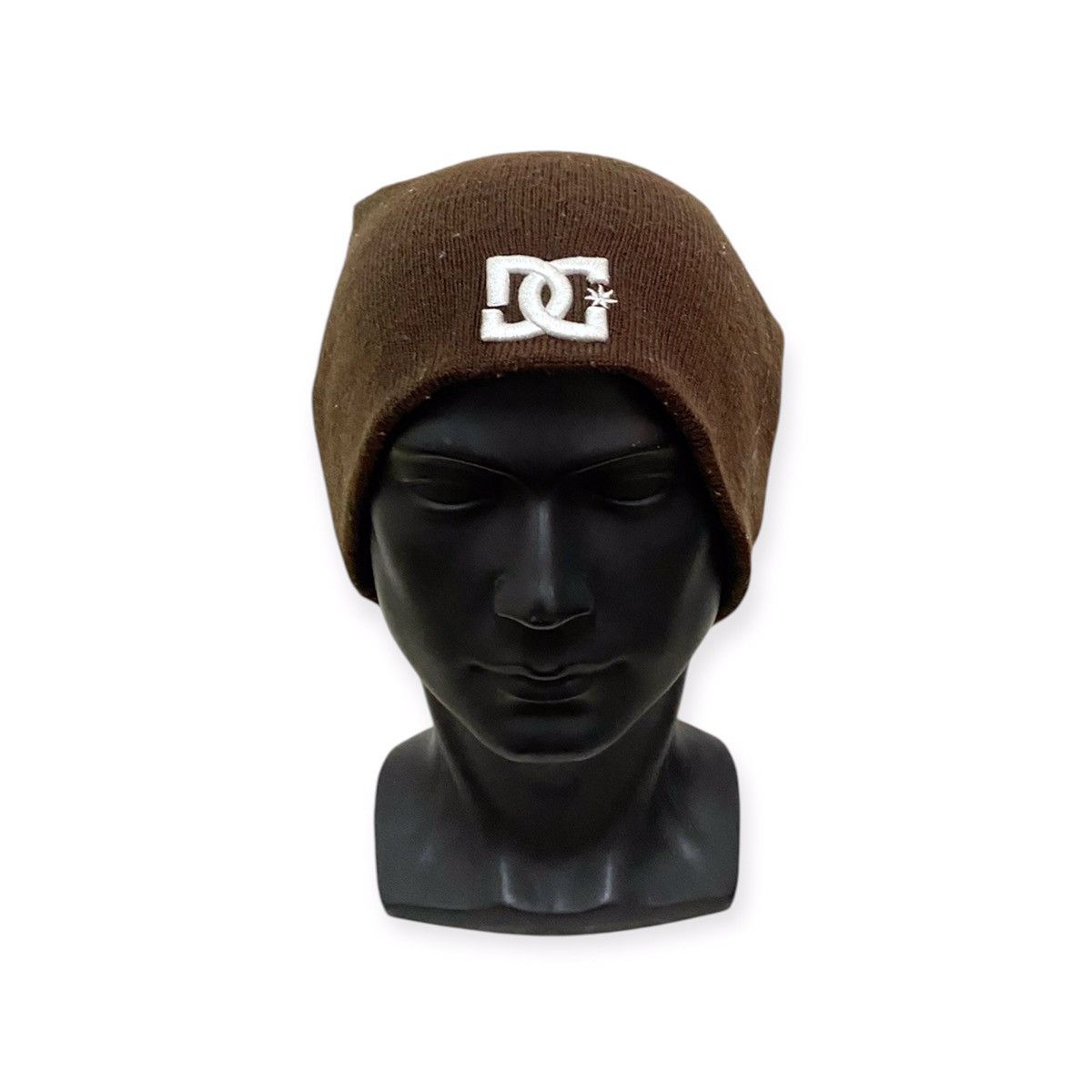 Japanese Brand × Vintage Vintage DG Small Logo Beanie Hat Size ONE SIZE - 1 Thumbnail