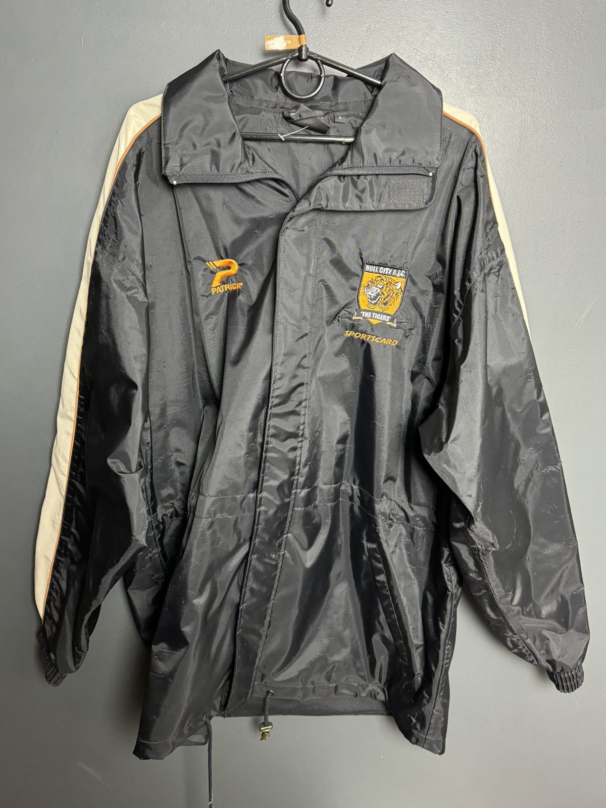 Other Hull City Training Football Jacket Size US L / EU 52-54 / 3 - 1 Thumbnail