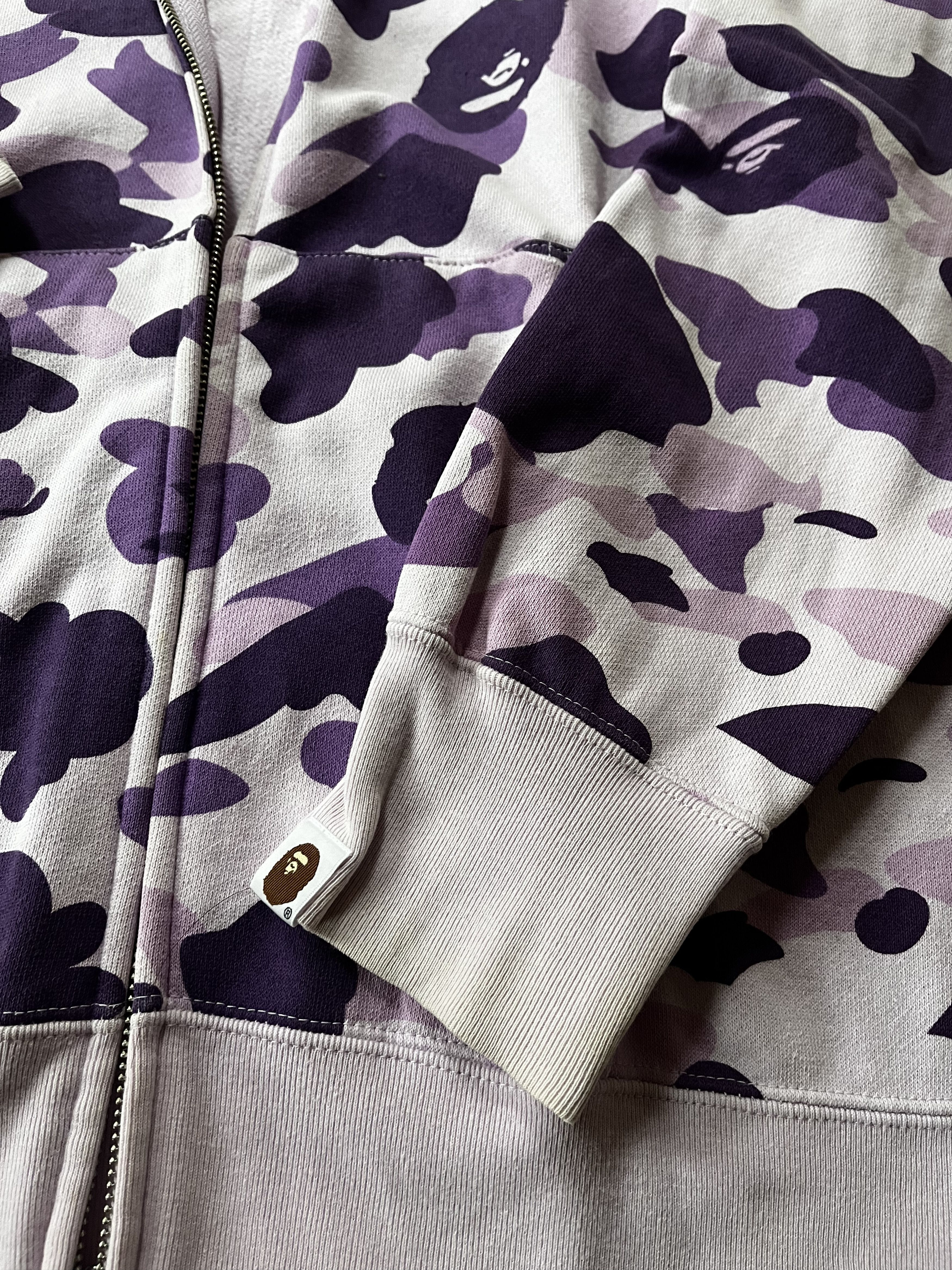Bape BAPE TAIPEI 10TH ANNIVERSARY SHARK FULL ZIP HOODIE Size US L / EU 52-54 / 3 - 17 Thumbnail