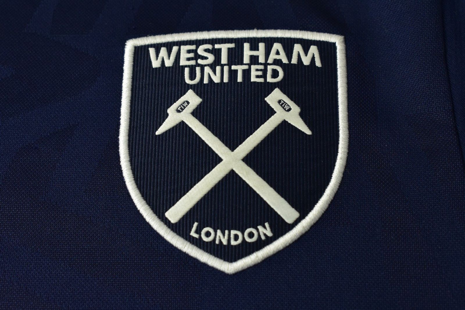 Umbro Umbro West Ham UnitedAway 3RD 2019-2020 Shirt m Size US M / EU 48-50 / 2 - 9 Thumbnail
