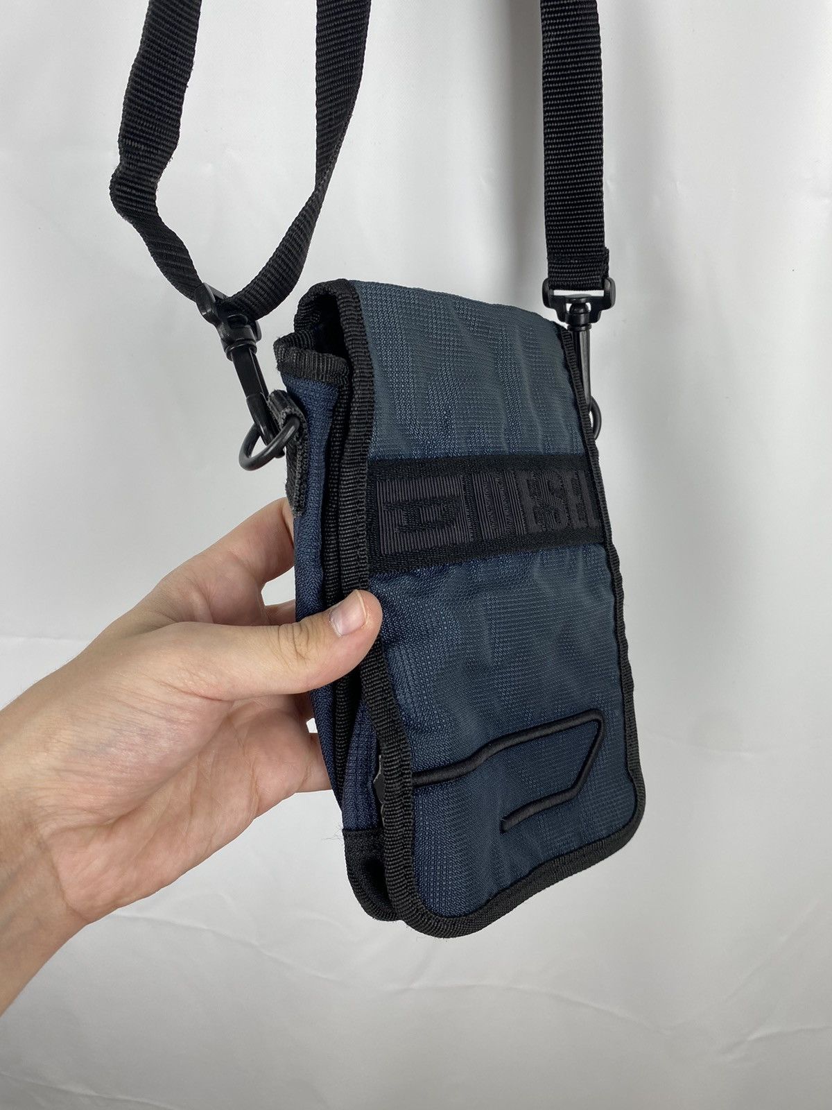 Diesel Vintage Diesel 00s Nylon Messenger Mini Bag Size ONE SIZE - 15 Thumbnail