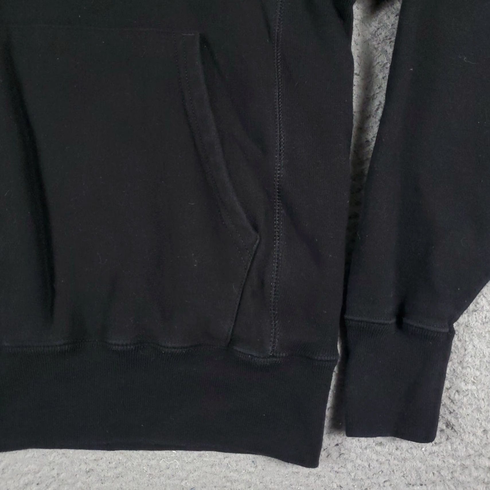 Champion VINTAGE Champion Hoodie Pullover Mens Small Black Cotton Blend Fleece Logo Zipper All Seasons Size US S / EU 44-46 / 1 - 5 Thumbnail