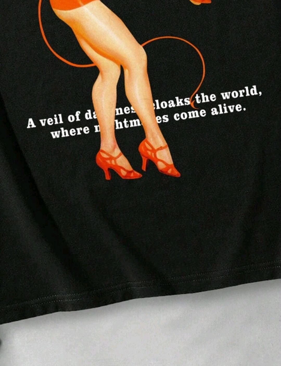 Japanese Brand Devil in Red Statement Tee Size US XXL / EU 58 / 5 - 4 Thumbnail