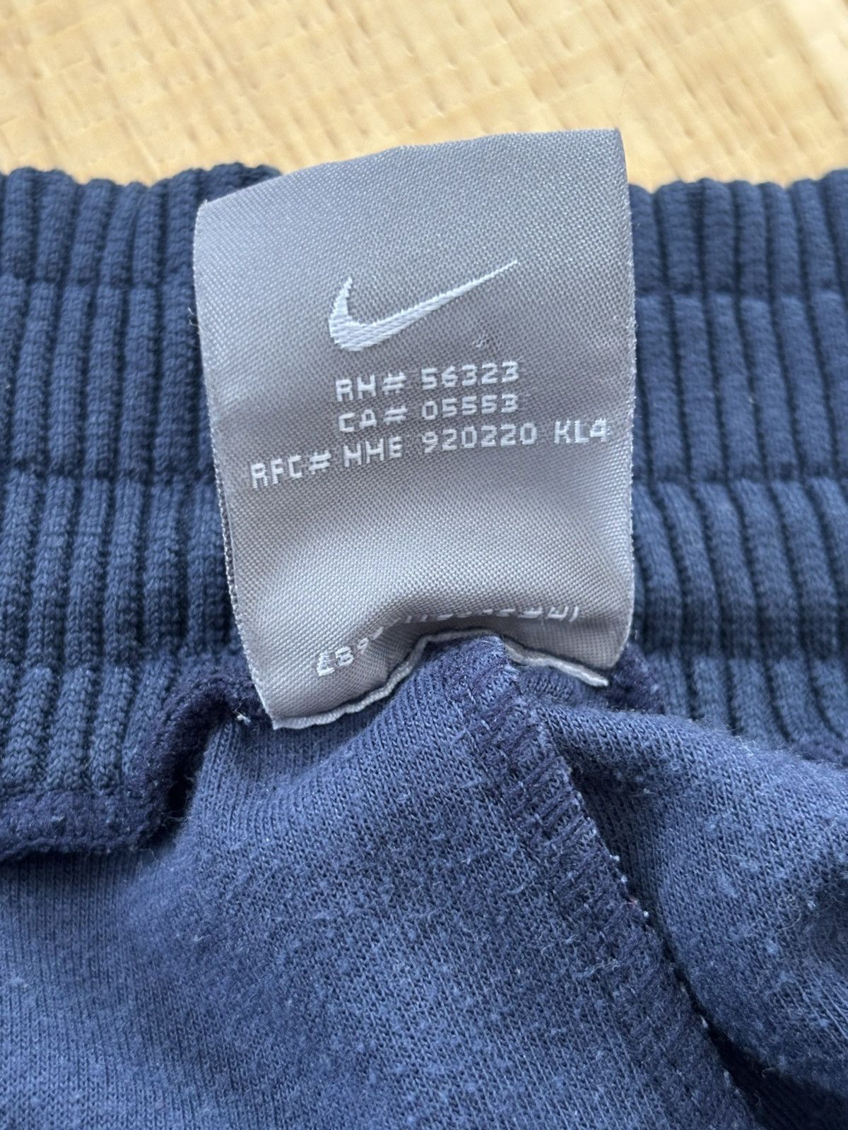 Nike × Vintage Nike baggy sweatpants Size US 33 - 4 Thumbnail
