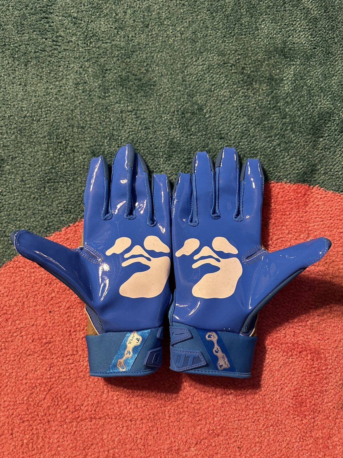 Nike × Off-White Off White x Nike D-Tack Football Gloves Size ONE SIZE - 2 Thumbnail