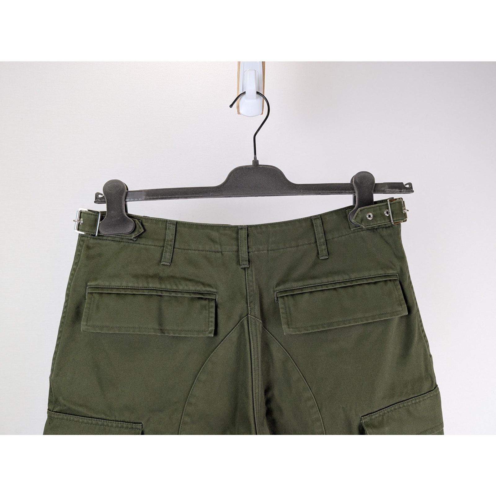 Celine o1rshd1 Short Sangles in Army Green Size US 32 / EU 48 - 12 Thumbnail