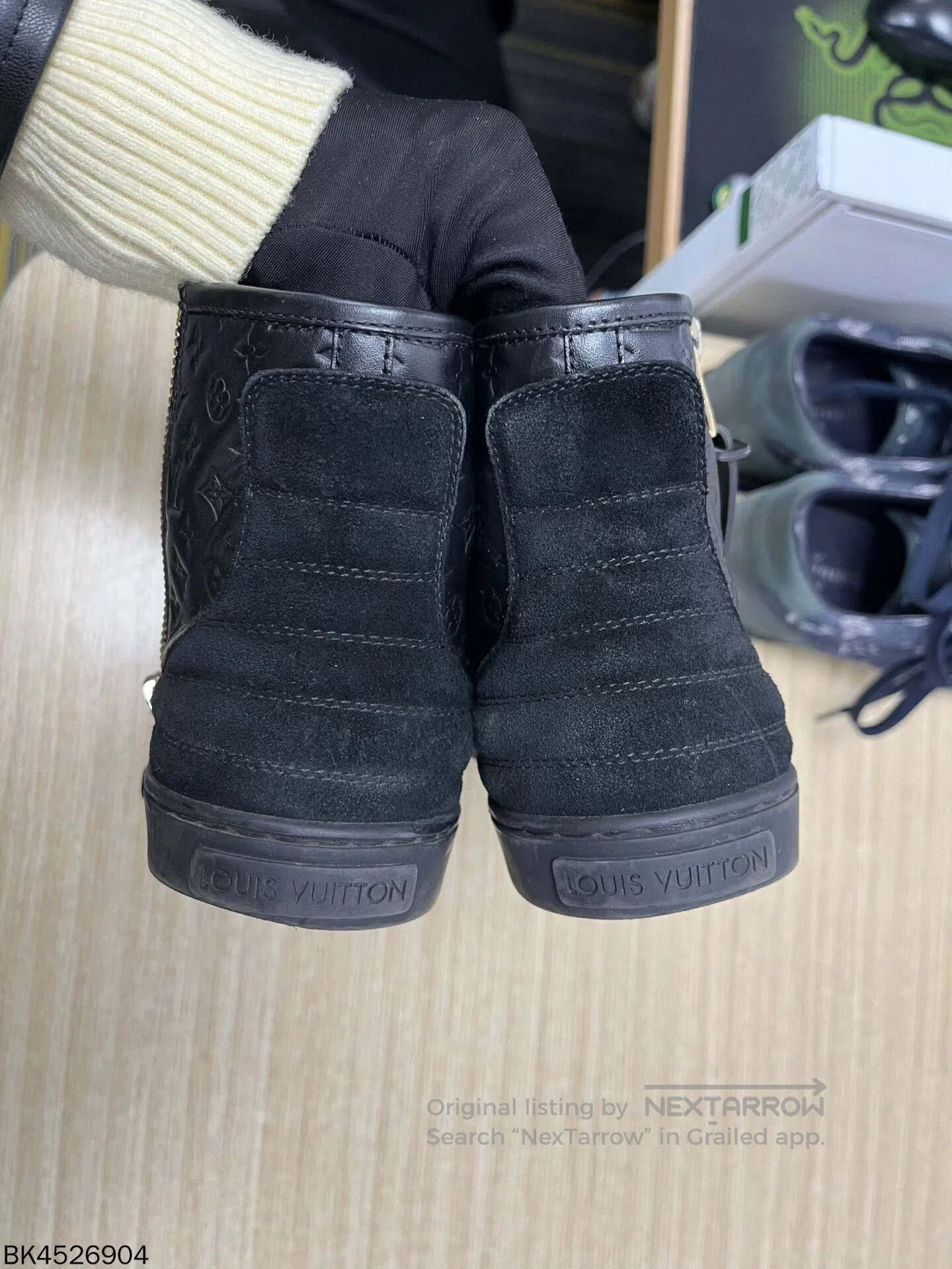 Louis Vuitton louis vuitton high-top leather sneakers size 37. Size US 5 / EU 37 - 7 Thumbnail