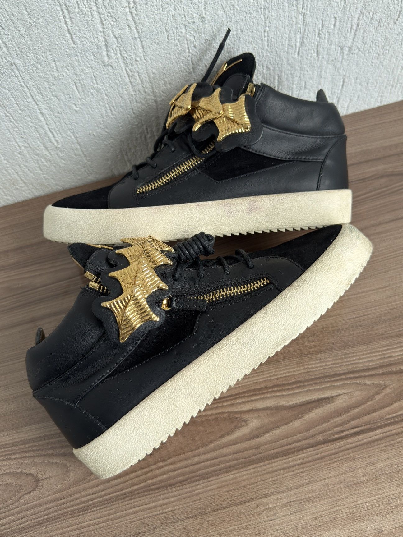 Giuseppe Zanotti Y2k😮‍💨🔥Gold strap buckle strap Sneaker Size US 10 / EU 43 - 6 Thumbnail