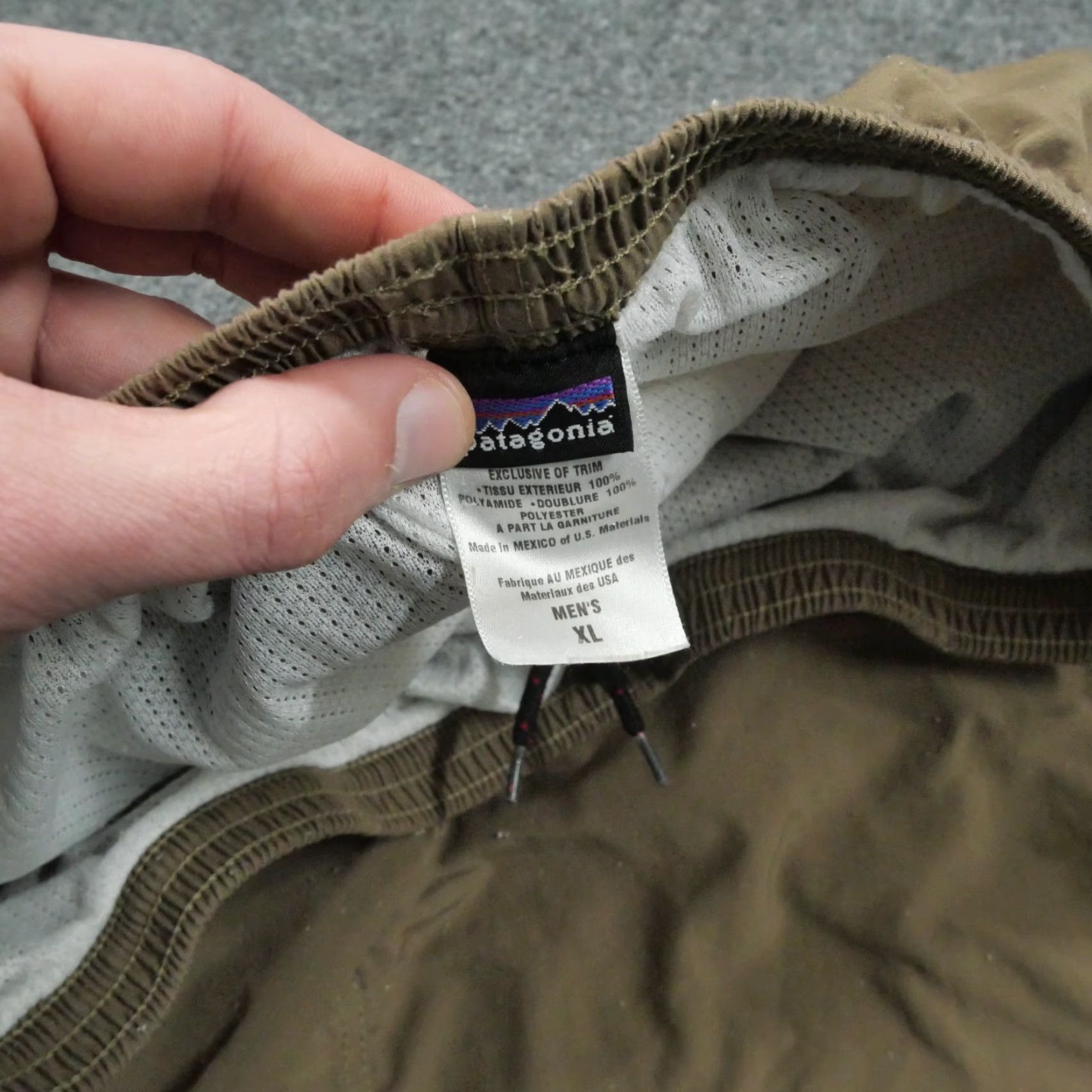 Patagonia Patagonia Swim Trunks Mens 2XL Brown Lined Bottom Shorts Outdoor Surfing Trunks Mens Brown Size US 39 - 5 Thumbnail
