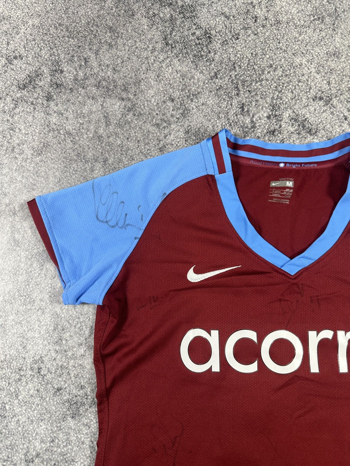 Nike Nike Laursen 5 Aston Villa Soccer Jersey Autograph Player M Size M / US 6-8 / IT 42-44 - 4 Thumbnail