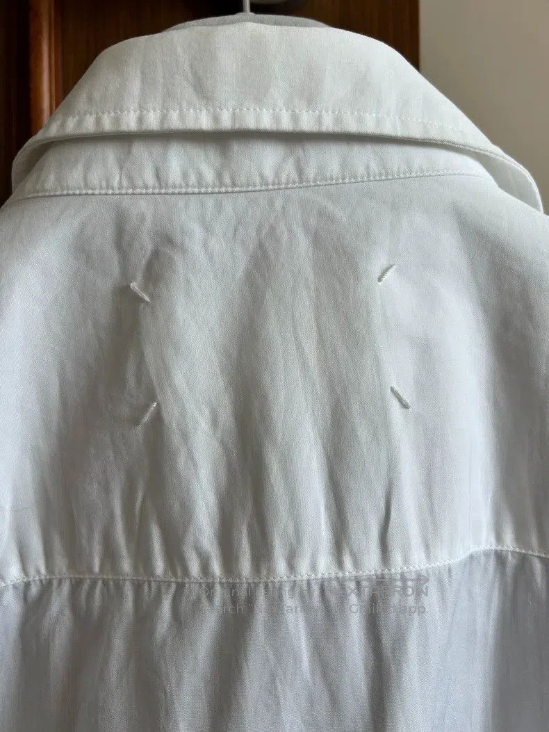Maison Margiela Maison Margiela Size39 Classic hole-hole shirt Size US XXS / EU 40 - 8 Thumbnail
