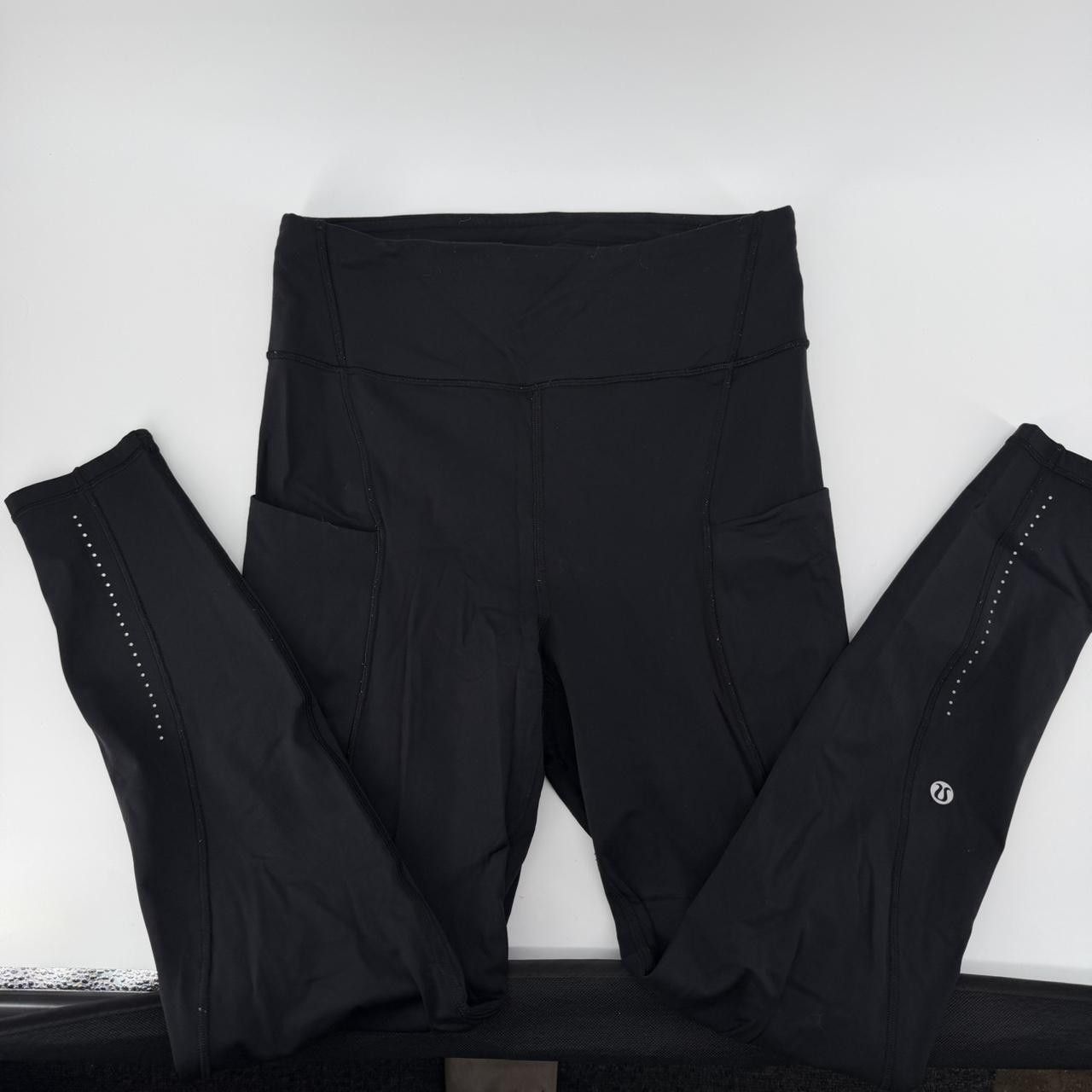 Lululemon Lululemon black high-waisted leggings with pocket size 6 Size 28" / US 6 / IT 42 - 1 Thumbnail