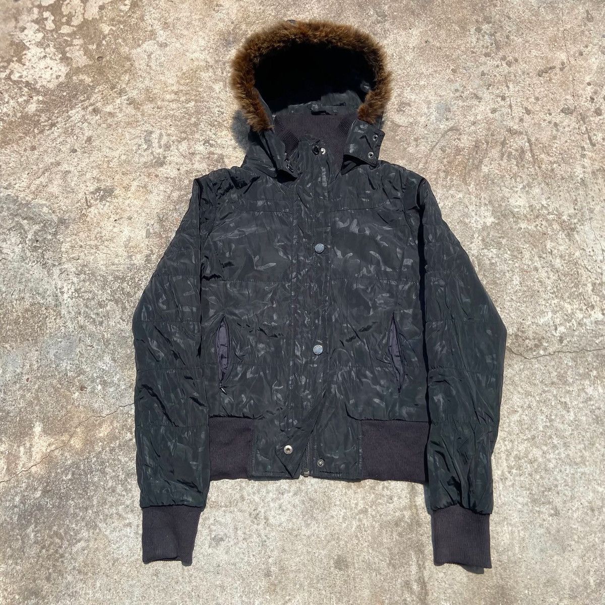 Japanese Brand ❌SOLD❌NATURALLY JOJO Fur Hood Crop Jacket Size M / US 6-8 / IT 42-44 - 2 Thumbnail