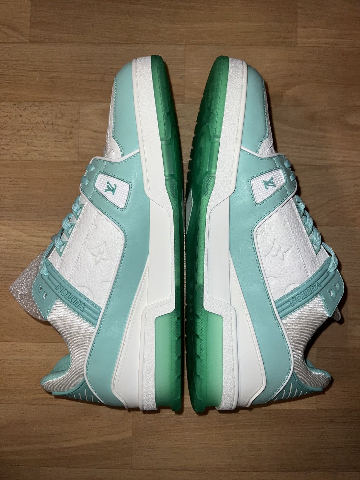 Louis Vuitton LV TRAINER SNEAKER Size US 11 / EU 44 - 7 Thumbnail