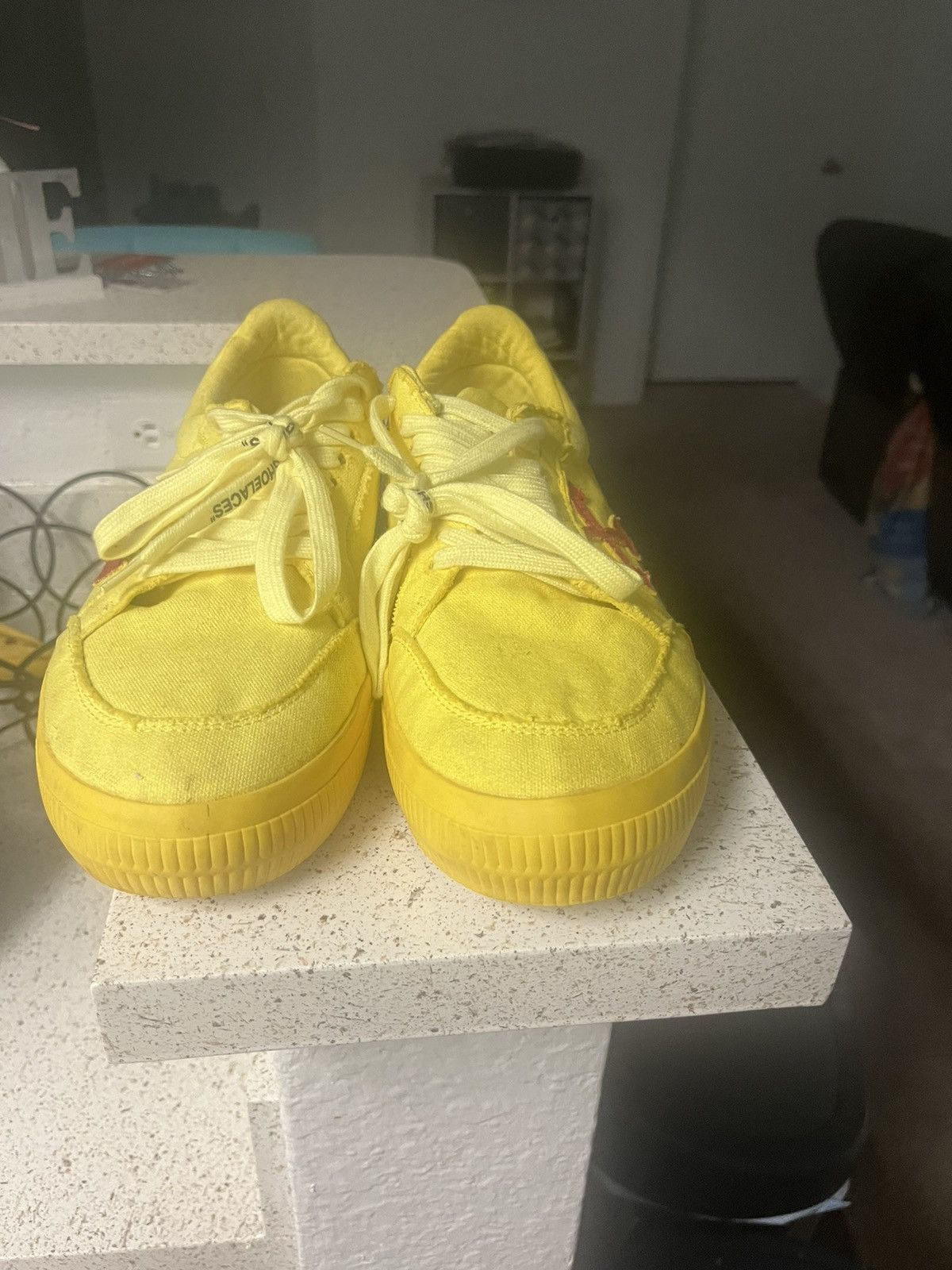 Designer × Off-White OFF-White Low Vulc yellow/red Size US 10 / EU 43 - 4 Thumbnail