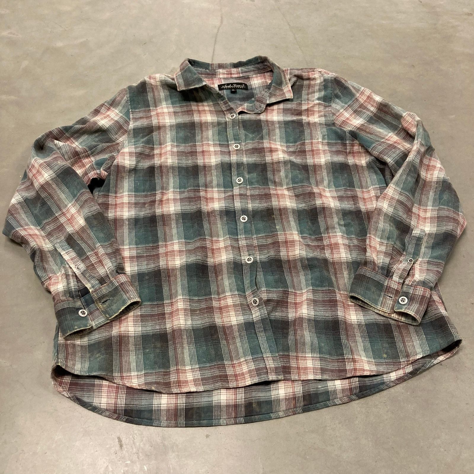 Vintage 90s distressed north river flannel T-Shirt Size US XL / EU 56 / 4 - 1 Thumbnail