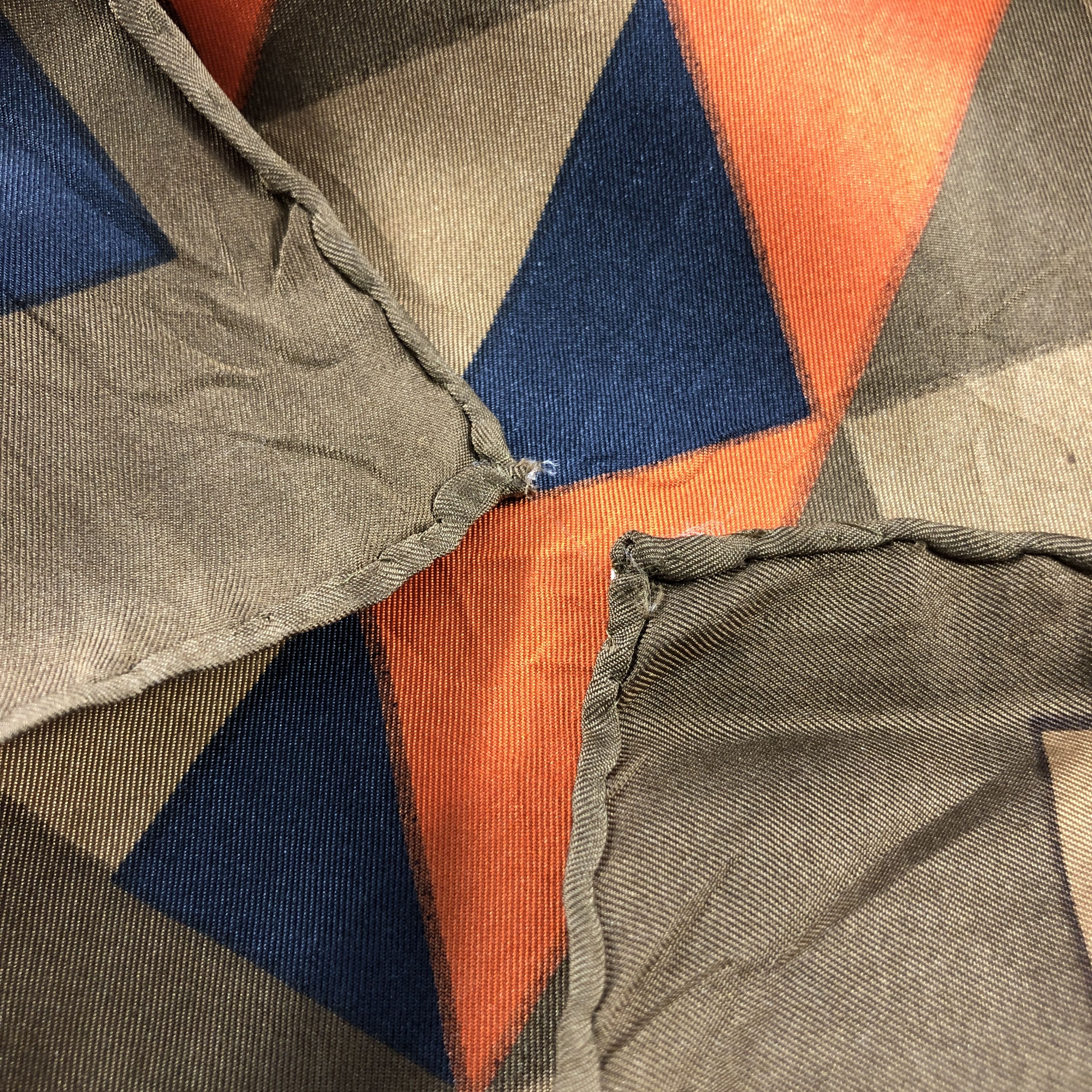 Givenchy Vintage Givenchy Abstract Silk Stole Silk Scarf M1396 Size ONE SIZE - 7 Thumbnail