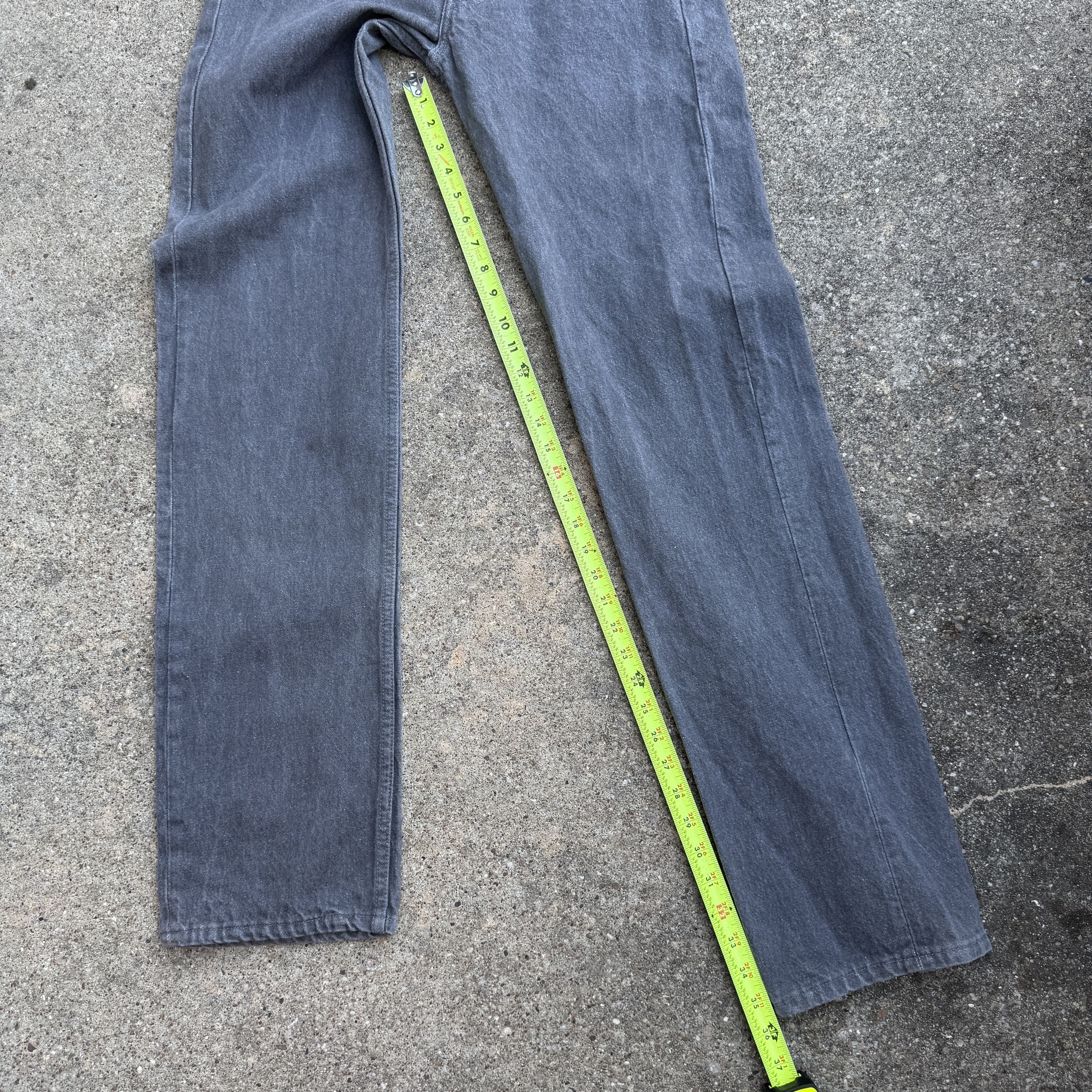 Levi's Vintage Levi's Grey Denim Button Fly Jeans 501 0636 Size US 32 / EU 48 - 7 Thumbnail