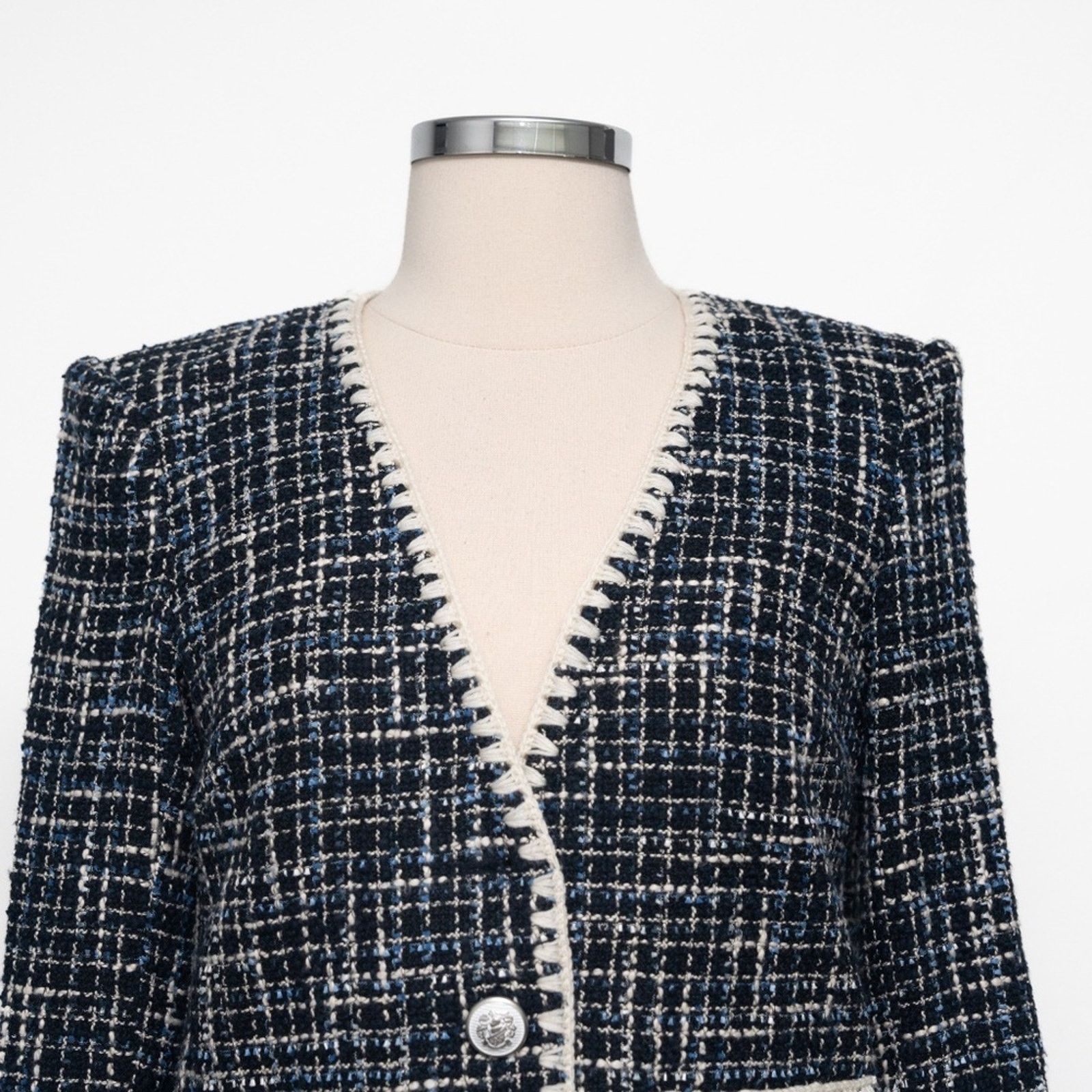 Veronica Beard Veronica Beard. Bosea cotton-blend tweed blazer. Size XS / US 0-2 / IT 36-38 - 4 Thumbnail