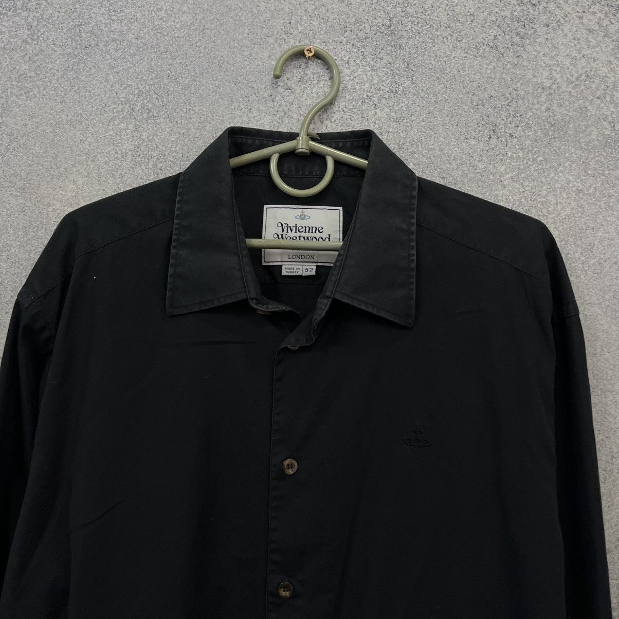 Vivienne Westwood Vivienne Westwood Shirt Black Rare Mini Logo Size US L / EU 52-54 / 3 - 4 Thumbnail